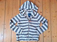 Tom Tailor Strickjacke Kapuzenjacke Jungen 140 grau-weiß Köln - Nippes Vorschau