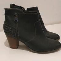 Kurze Damen Stiefel mit Absatz Bayern - Freising Vorschau