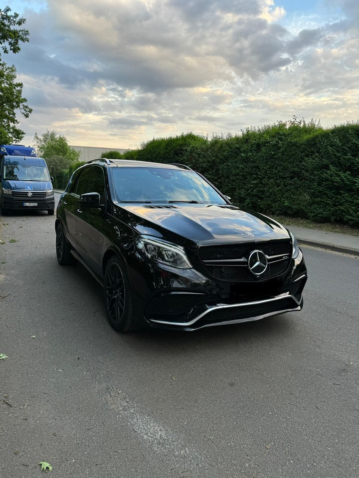 Mercedes Benz GLE 63 AMG Voll Top in Hamburg