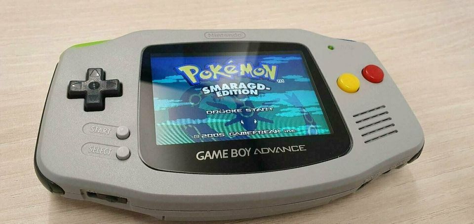 GameBoy Advance GBA IPS V2 LCD Mod Glas USB 2000 mAh Akku Sound in Rheinbach