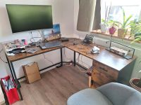 Schreibtisch mit Schreibtischstuhl günstig abzugeben Thüringen - Ilmenau Vorschau
