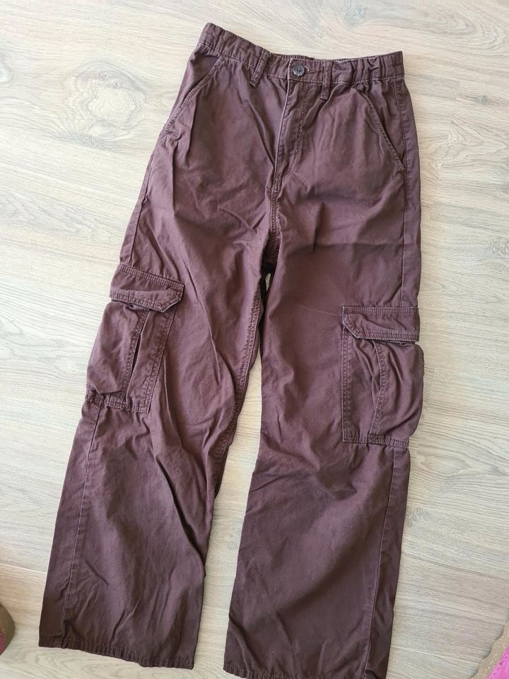 Mädchen H&M Sommerhose Gr. 152 in Weilheim