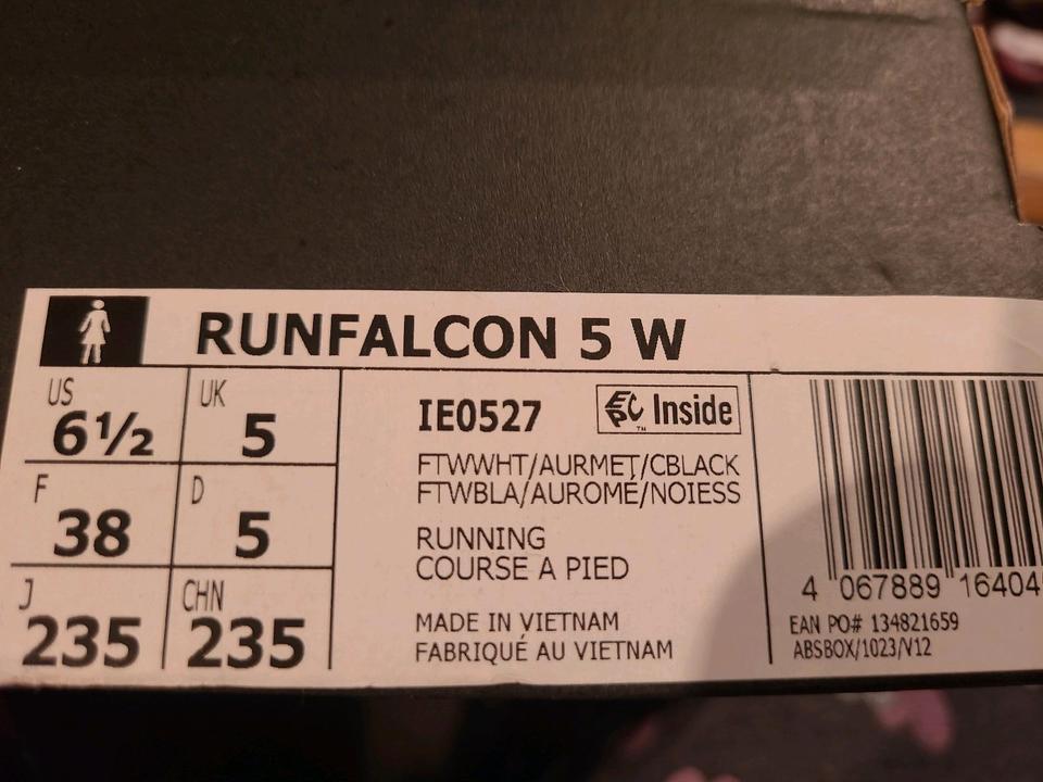 Ortholite - NEUE- RUNFALCON Schuhe in Gr. 5 W (38)+Regenbogenrand in Berlin