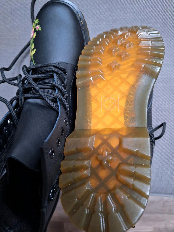 Original Dr.Martens Boots Stiefeletten Gr.38 Außen Leder NEU!!! in Bonn