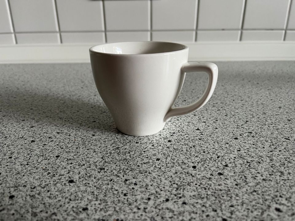 Kaffeetasse mit Untertasse 6er Set Porzellan weiß in Norderstedt