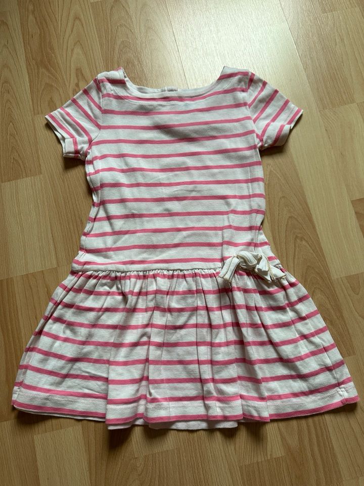 Kleid Petit Bateau 116 in Ettlingen