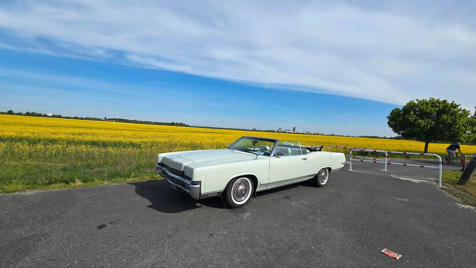Abbildung des Autos Ford Mercury Manguis Cab…