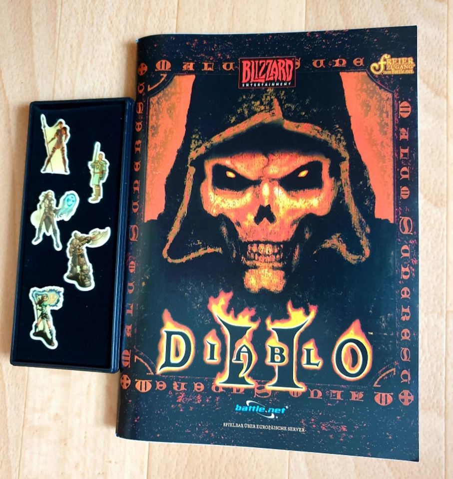 PC Spiel Diablo 2 Limited Edition, Pin Set, Pins, Badge, Blizzard in Magdeburg