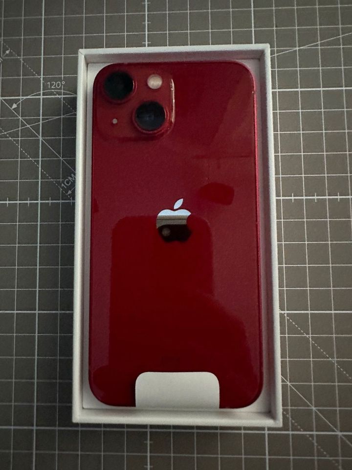 iPhone 13 mini 128 GB rot  Zustand neu in Mühlenbeck