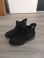 UGG Stiefeletten Stiefel Boots mit Absatz Gr 37 Wandsbek - Hamburg Hummelsbüttel  Vorschau