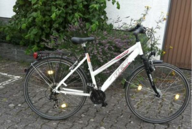 Trekking-Fahrrad 28" zu verkaufen - selten benutzt - in Offenbach