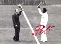 Pelé Autogramm original WM 1974 Foto mit Uwe Seeler Hessen - Beselich Vorschau