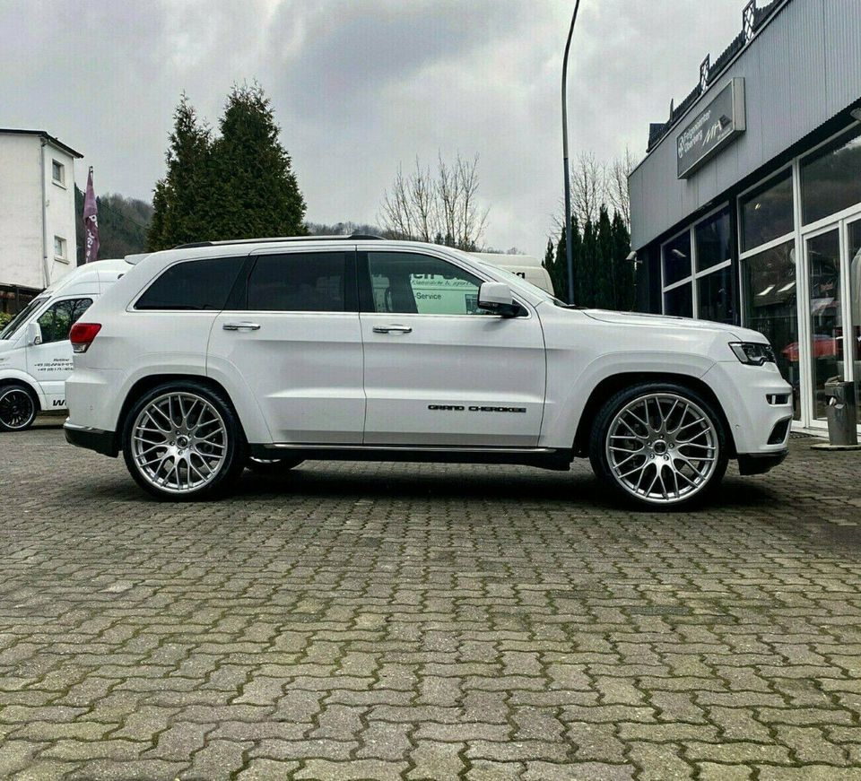 22 Zoll Alufelgen Sommerräder Jeep Grand Cherokee + SRT WK Felgen in Engelskirchen