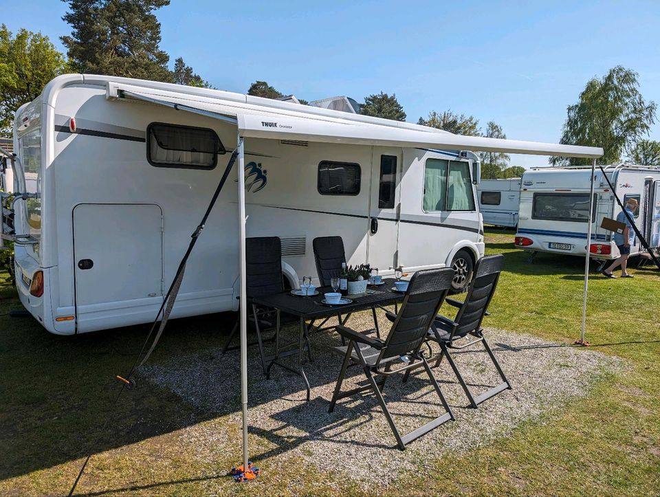 Autarkes Wohnmobil im Mai und Juni mieten, komplett eingerichtet in Mettingen