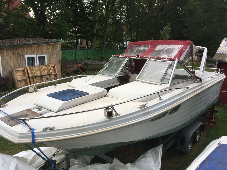 Motorboot Kajutboot BOOT Formula OMC Stern Driver 260 Anhänger in Barsbüttel