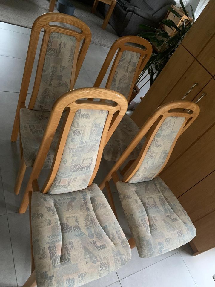 6 Esszimmer Stühle zu verkaufen in Wallscheid