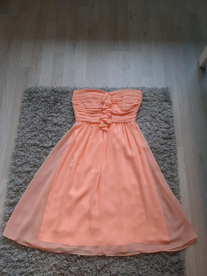 Kleid - Cocktailkleid - Jake's Gr. 34 - apricot in Drolshagen