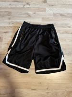 Urban classics Short Hose kurze Hose Basketball Größe S defshop Rheinland-Pfalz - Kaltenengers Vorschau