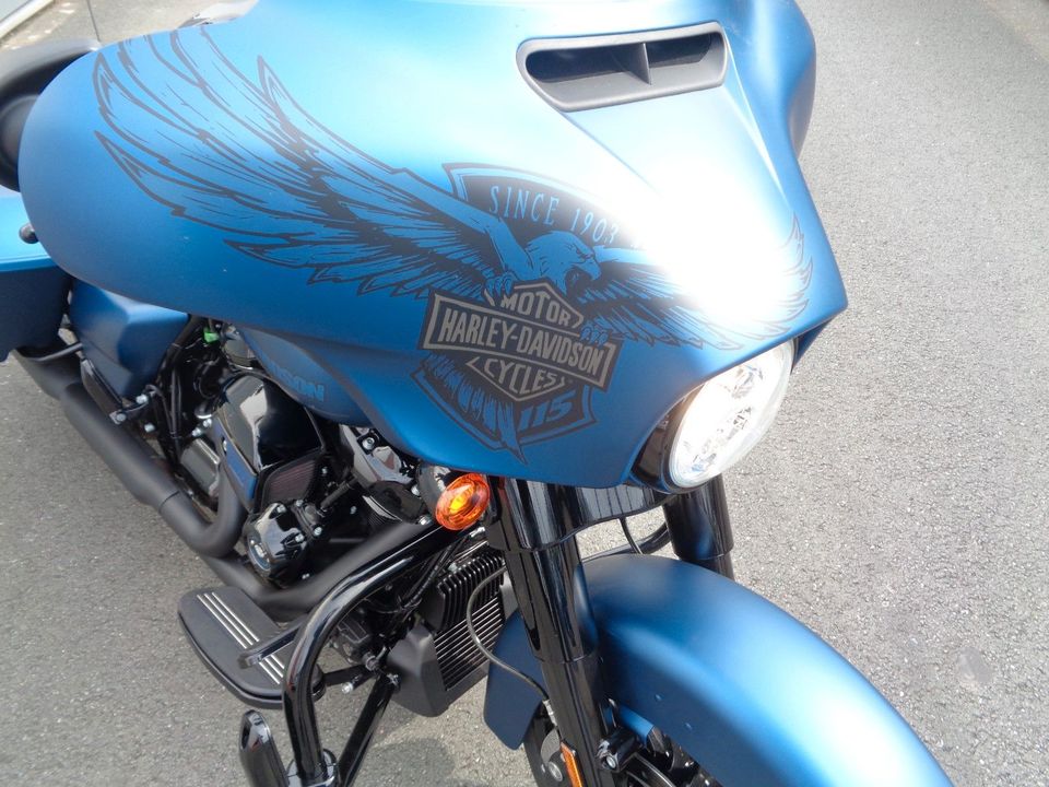 Harley-Davidson FLHXS °STREET GLIDE SPECIAL° *124cui* POWERPAC in Melle