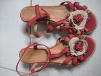Plateau Sandalen Gr. 40 rot mit Korkabsatz Nordrhein-Westfalen - Reichshof Vorschau