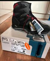 Neu lowa Wanderschuhe 44 outdoor wandern Trekking Wanderstiefel Sachsen - Markneukirchen Vorschau