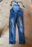 Kinder Jeans Overall Hose neuwertig Hessen - Hirzenhain Vorschau