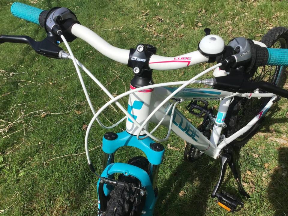 MTB Cube Race 24 Zoll Kinderfahrrad Kid 240 Mountainbike 24" in Nossen