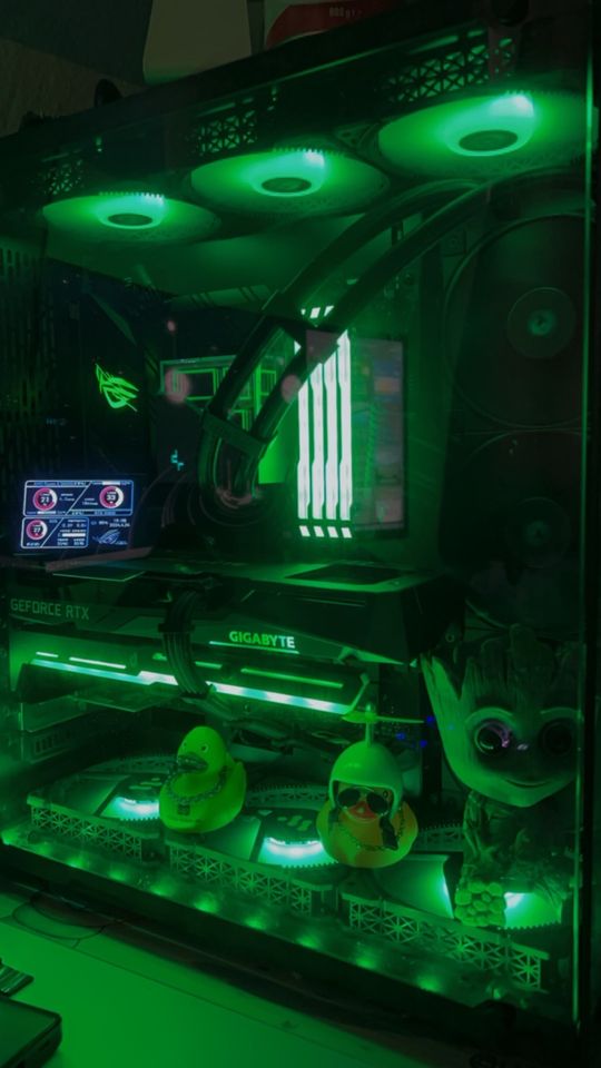 Gaming Pc mit viel RGB in Rostock