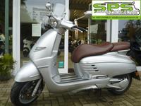 Peugeot Django 125 Leichtkraft Roller Retro B196 silber matt Nordrhein-Westfalen - Rhede Vorschau