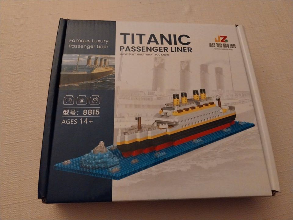 Bausatz für Schiffmodellbau Titanic mit 1899 Teilen, 3D Puzzle-Se in Leipzig