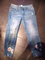 Jeans Gr 42 Jeans Blumen 7/8 Hessen - Roßdorf Vorschau