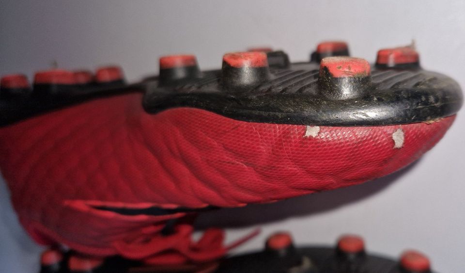 Fußballschuhe Größe 35 Nike in Schkeuditz