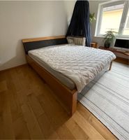 Hochwertiges Bett Doppelbett aus Holz mit Lederkopfteil Bayern - Würzburg Vorschau