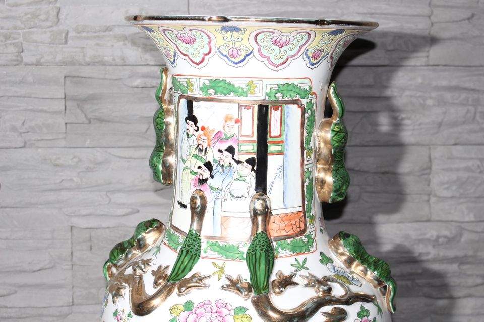 alte China Vase Bodenvase, gemarkt. 92cm Höhe in Wörth am Rhein