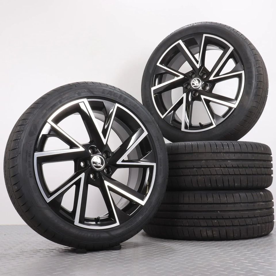 Sommerräder 18 Zoll Skoda Kamiq Original Felgen 657601025G Sommerreifen 215/45R18 89V Goodyear Eagle F1 Asymmetric 3 VEGA Schwarz 7x18ET39 5x100 Alufelgen Sommerradsatz Neu: Sonstige in Gefell