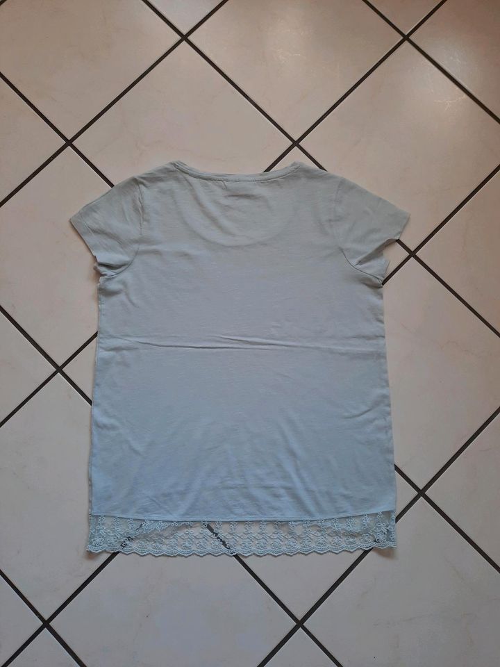 Shirt Spitze Brusttasche Gina Damen Gr. 42 in Niederkassel