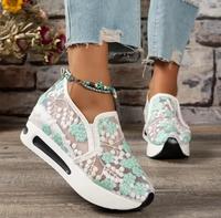 Sneaker Schuhe weiß grün 36-40 Niedersachsen - Vechta Vorschau