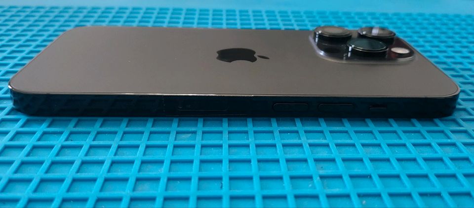 iPhone 14 Pro in schwarz nur Ersatzteilspender in Karlsruhe