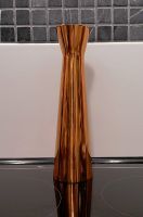 Vase, bronzefarben, Material magnetisch, schöne Deko, gebraucht Thüringen - Gotha Vorschau