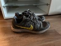 Nike Schuhe gr 41 air force Sachsen - Ebersbach/Sachsen Vorschau