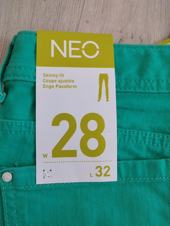 Neue Adidas Neo Jeans W28 L32 in Heilbronn