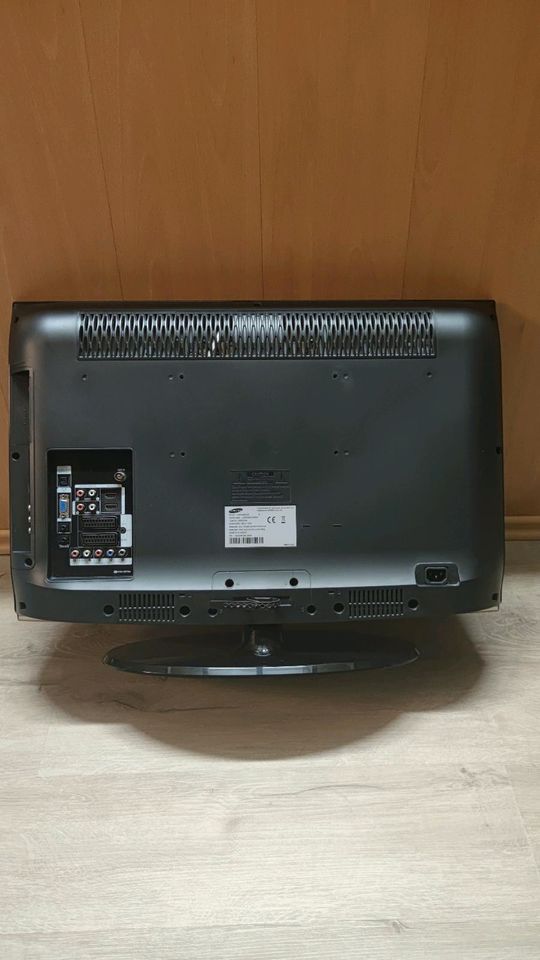 Samsung LCD TV (26 Zoll) in Wolfsburg