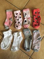 Socken 23/26 , Minnie Mouse Socken, Rüschchensocken Nordrhein-Westfalen - Drolshagen Vorschau