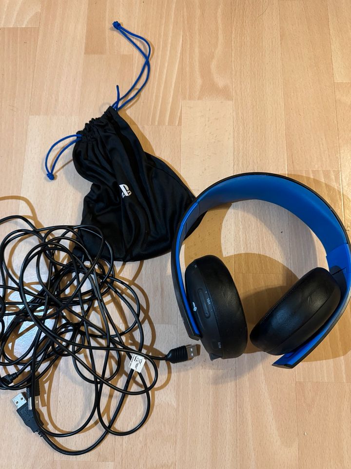 PS4 Wireless Stereo Headset in Bopfingen
