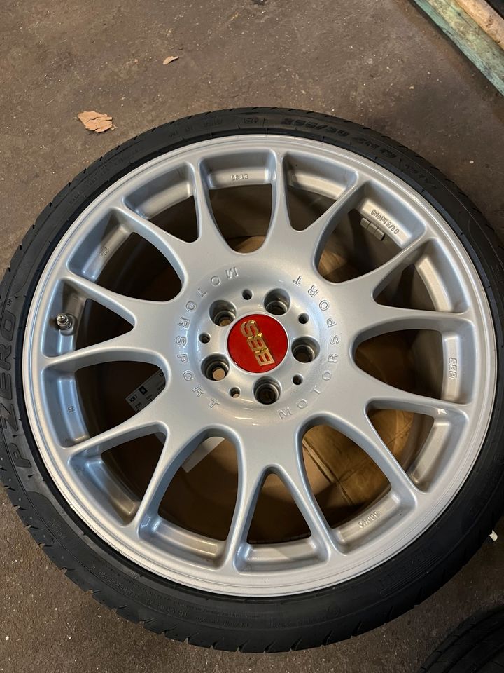 BBS CH009 8,5x19 5x112 ET 35 NEU PIRELLI in Brande-Hörnerkirchen