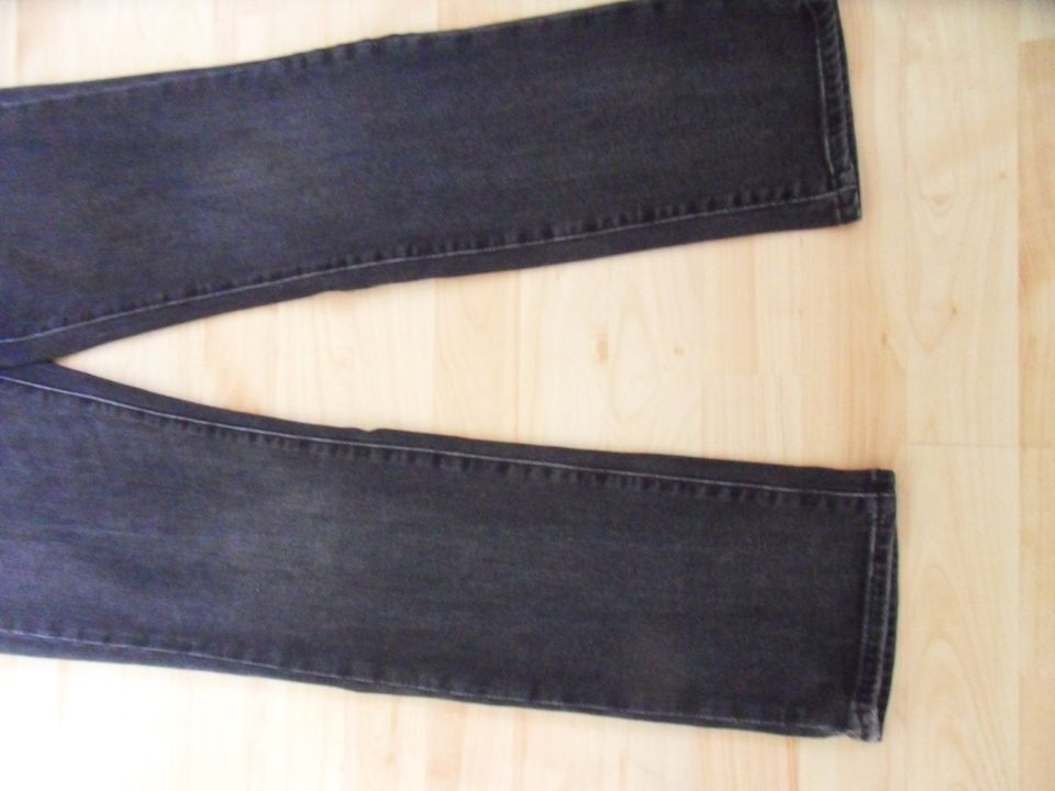 Levis Lot 511 Premium Jeans Stretch W 32 L 32 Top Waschung in Trier