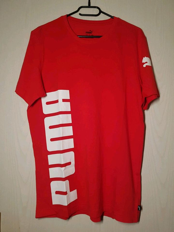 ⭐Rotes Puma T-Shirt⭐ in Elsnigk