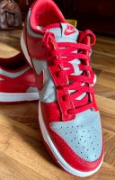 Nike Sneaker Gr 43 grau rot wenig getragen inkl Versand Berlin - Zehlendorf Vorschau