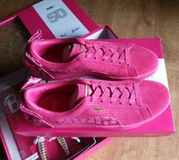 Limited Edition Sneaker Barbie X Puma Suede Classic Doll NEU Baden-Württemberg - Laufenburg (Baden) Vorschau