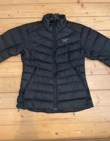 Arcteryx Daunen Jacke Leipzig - Connewitz Vorschau